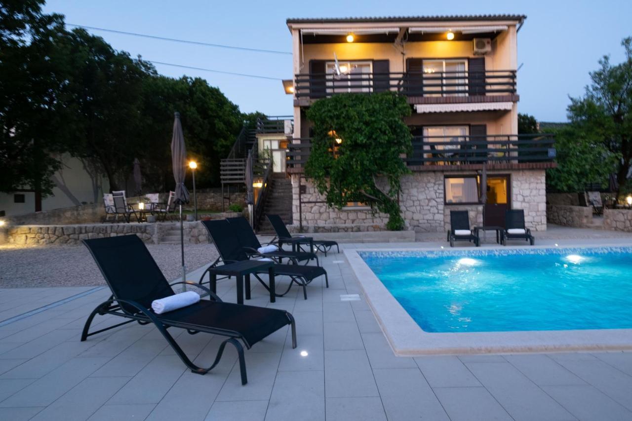Apartments Mila Клейновиця Екстер'єр фото