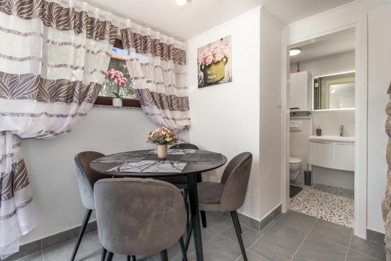 Apartments Mila Клейновиця Екстер'єр фото